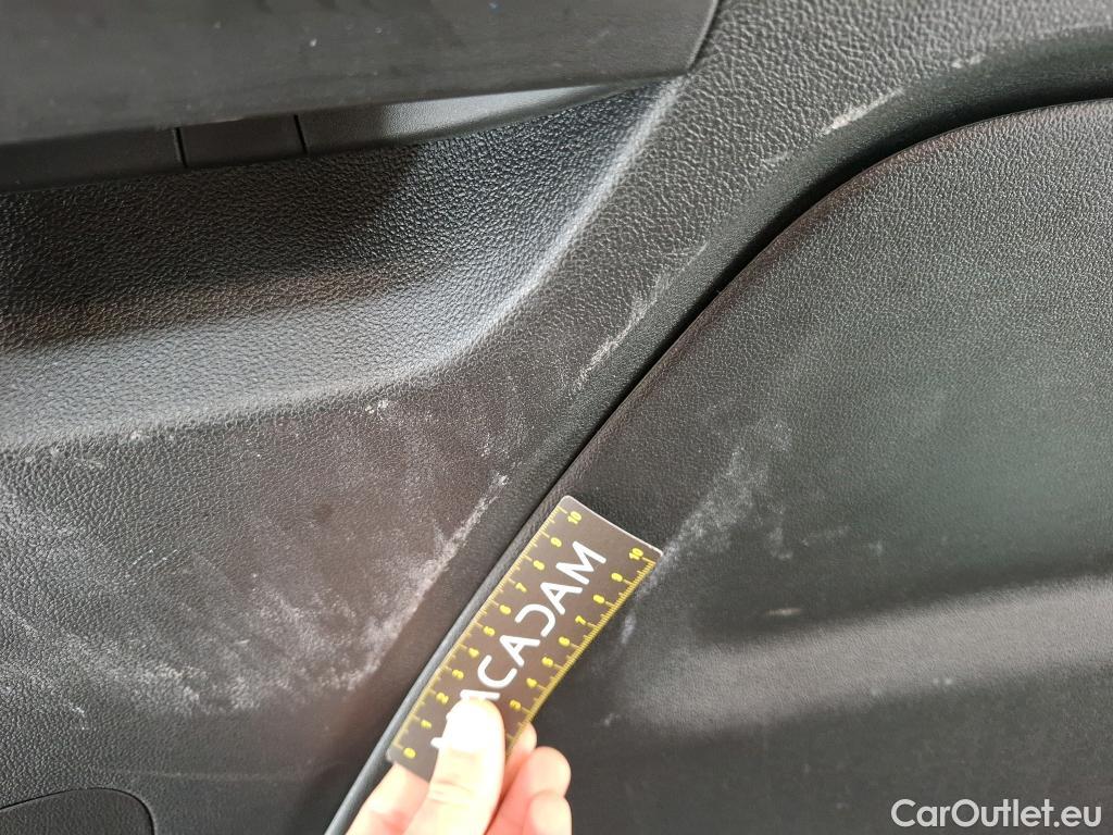  Renault  Megane RENAULT Mégane Estate / 2020 / 5P / Break Business TCe 115 FAP -21B #5