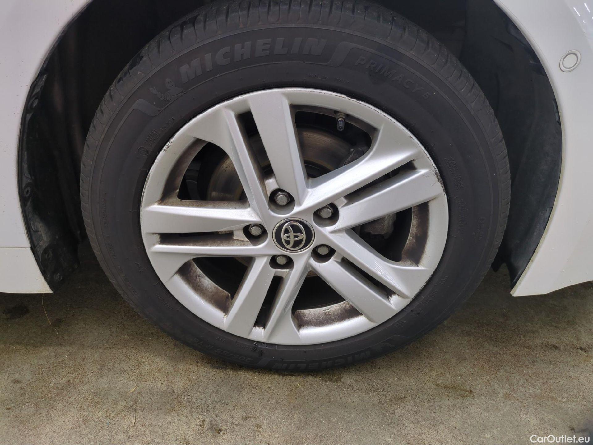  Toyota  Corolla TOYOTA  Touring Sports / 2018 / 5P / Break Hybride 122h Dynamic Business Stage Acad #13