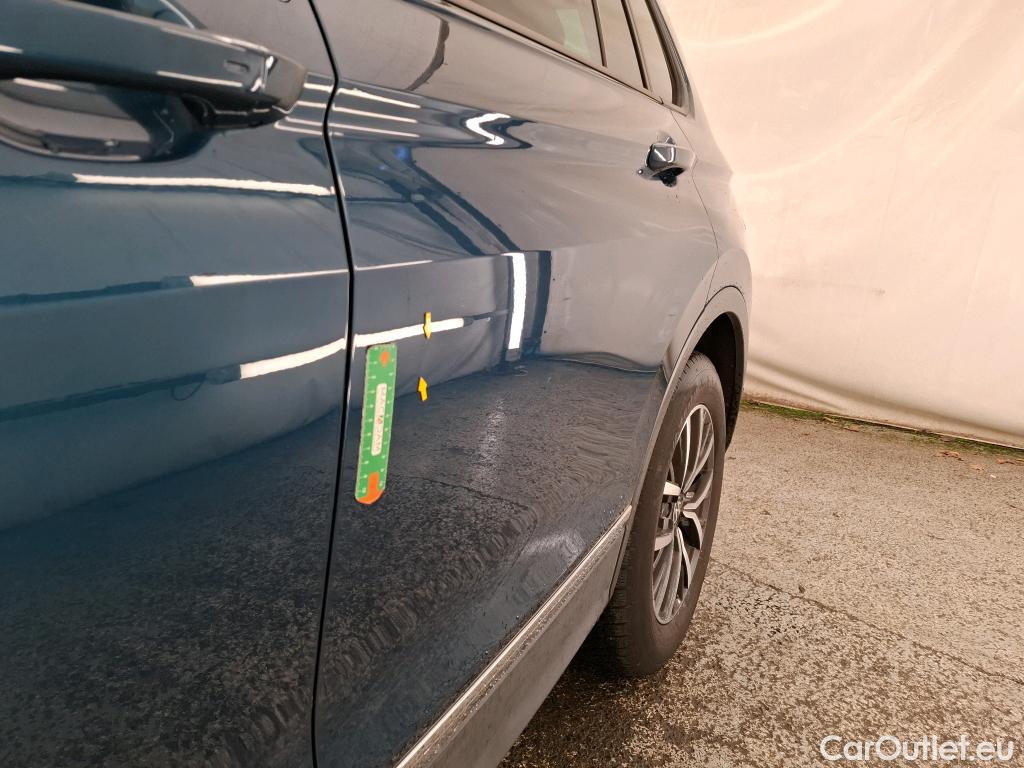  Volkswagen  Tiguan VOLKSWAGEN  / 2020 / 5P / SUV 2.0 TDI 150 DSG7 Life Business #12