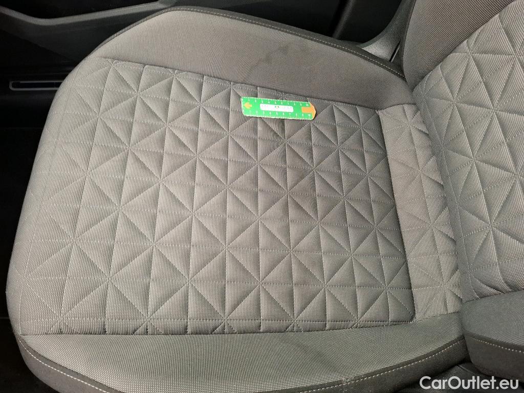  Volkswagen  Tiguan VOLKSWAGEN  / 2020 / 5P / SUV 2.0 TDI 150 DSG7 Life Business #16