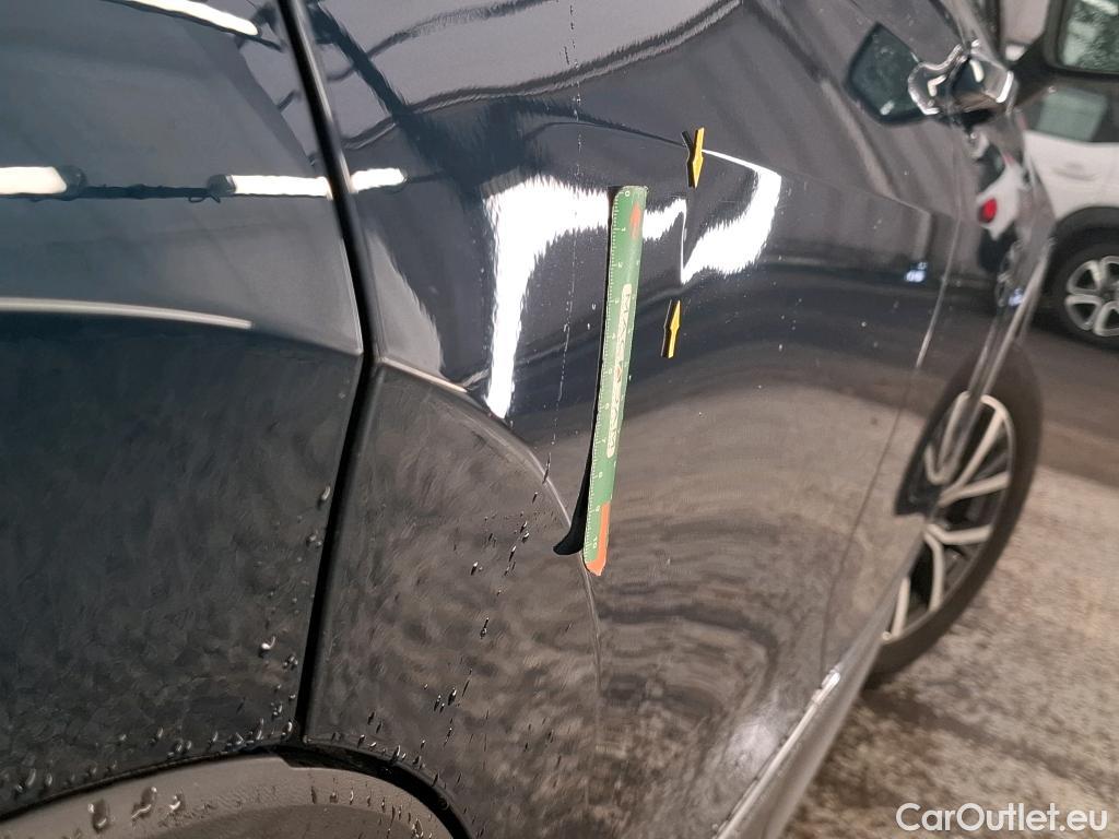  Volkswagen  Tiguan VOLKSWAGEN  / 2020 / 5P / SUV 2.0 TDI 150 DSG7 Life Business #15