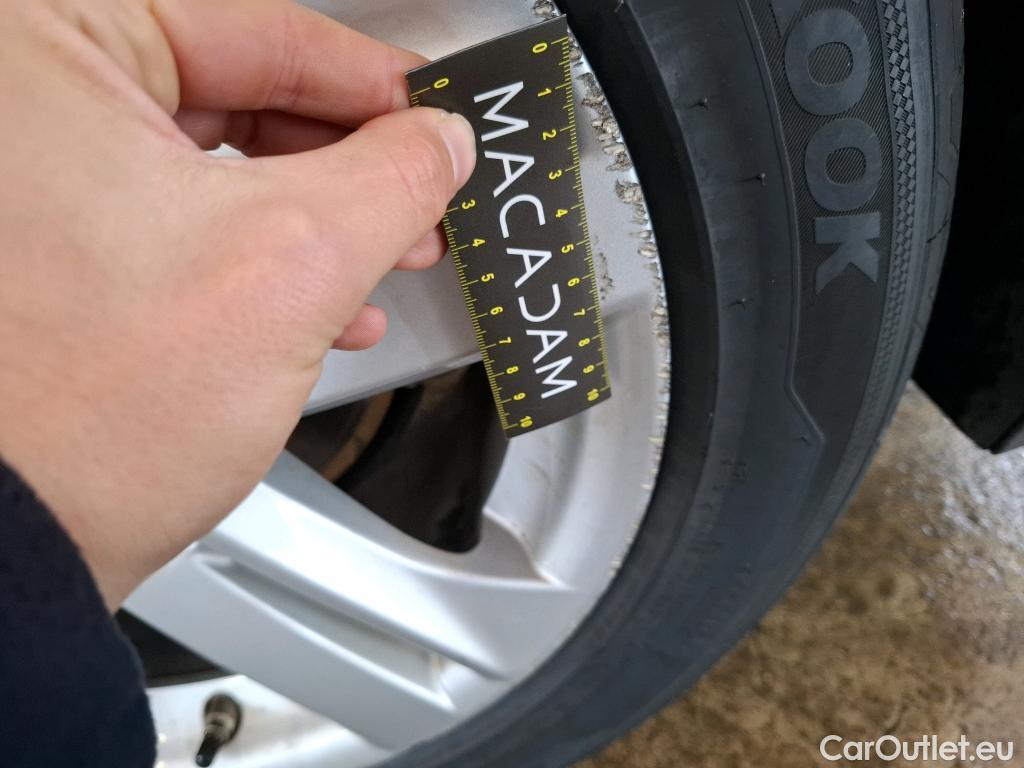  Toyota  Corolla TOYOTA  / 2018 / 5P / Berline Hybride 122h Dynamic Business Beyond Zer #34