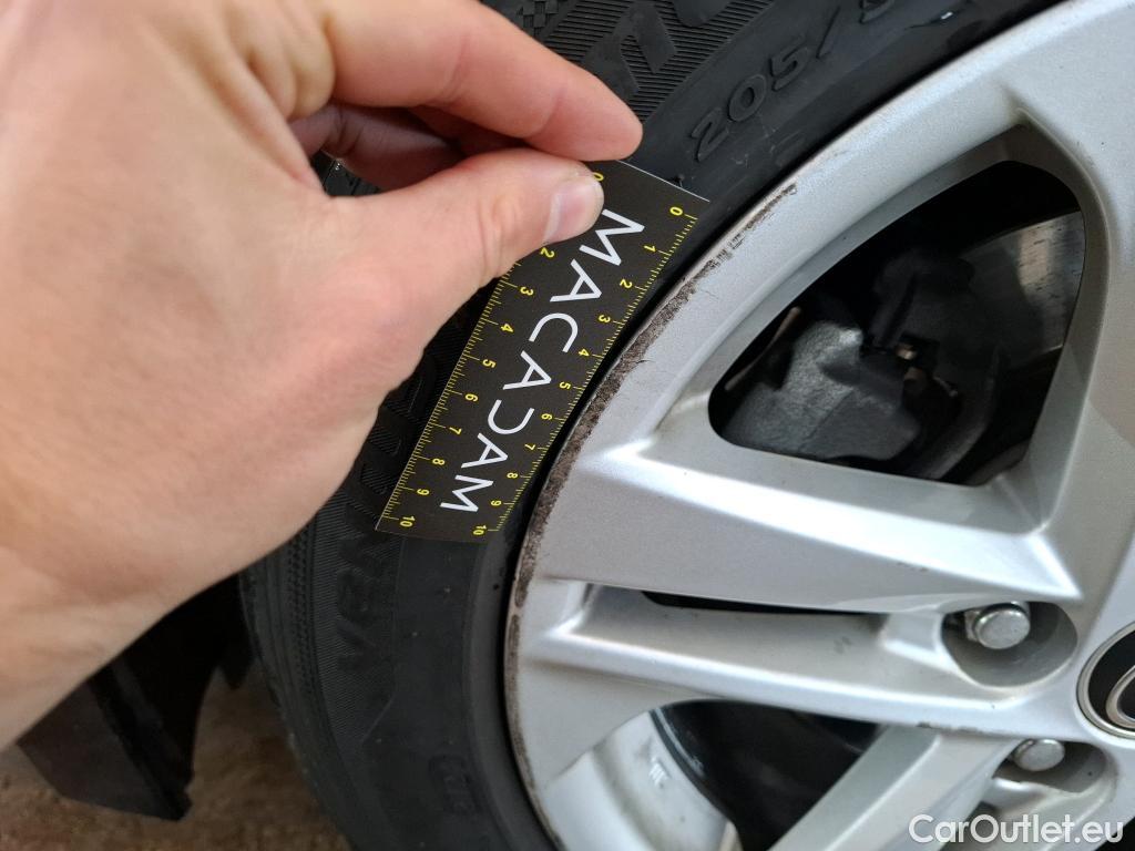  Toyota  Corolla TOYOTA  / 2018 / 5P / Berline Hybride 122h Dynamic Business Beyond Zer #28