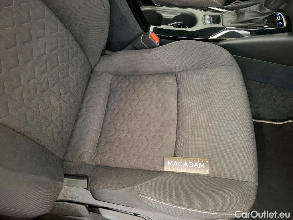  Toyota  Corolla TOYOTA  / 2018 / 5P / Berline Hybride 122h Dynamic Business Beyond Zer #48