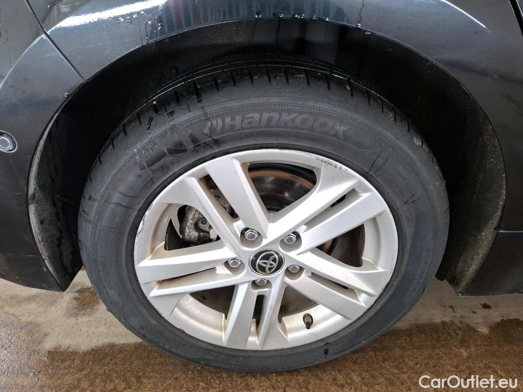  Toyota  Corolla TOYOTA  / 2018 / 5P / Berline Hybride 122h Dynamic Business Beyond Zer #36