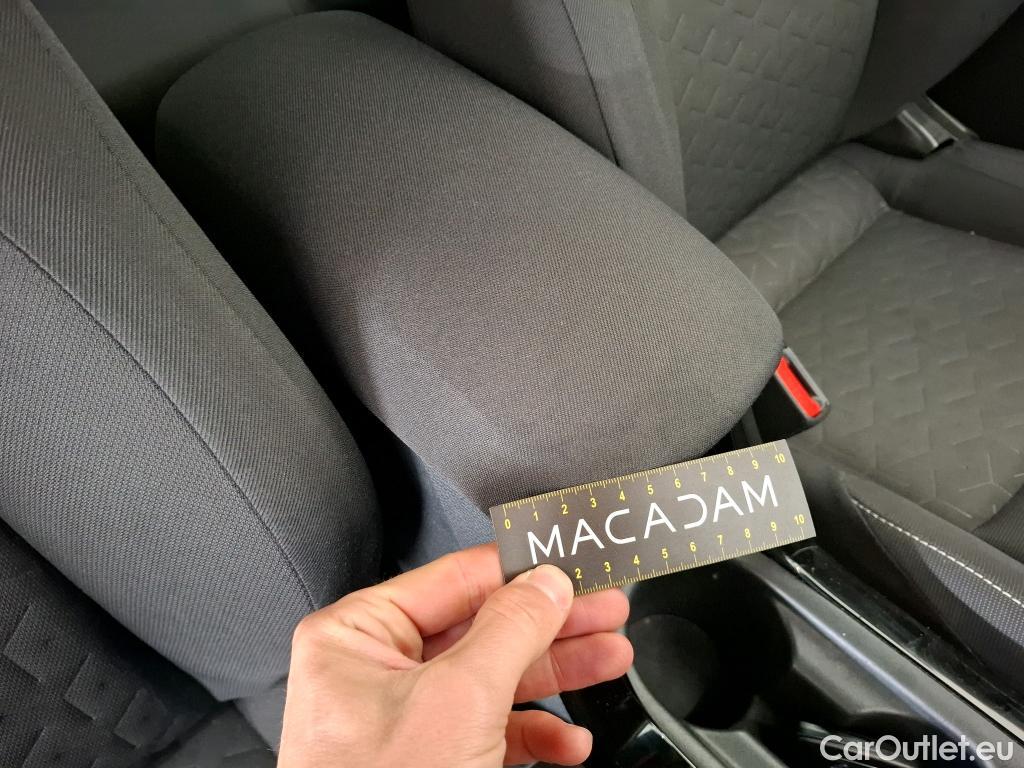  Toyota  Corolla TOYOTA  / 2018 / 5P / Berline Hybride 122h Dynamic Business Beyond Zer #49