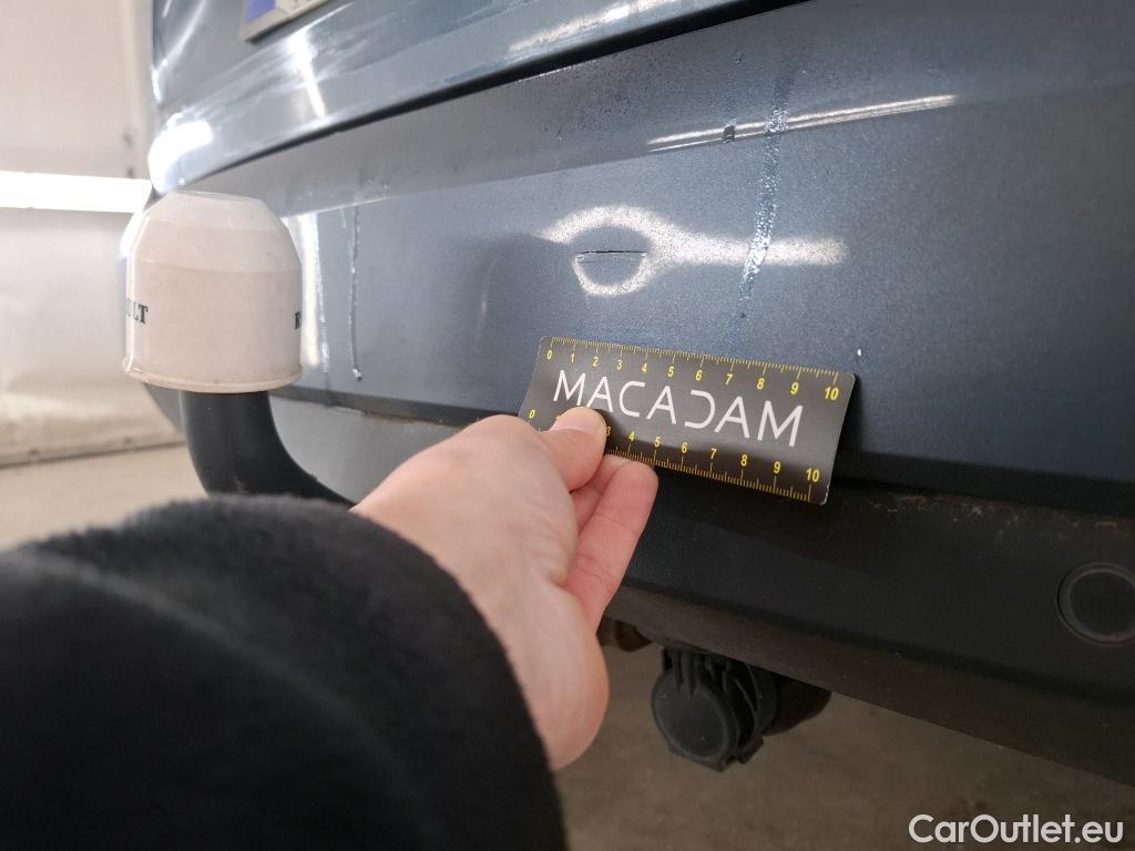  Renault  Megane RENAULT Mégane Estate / 2020 / 5P / Break Business TCe 115 FAP -21B #2