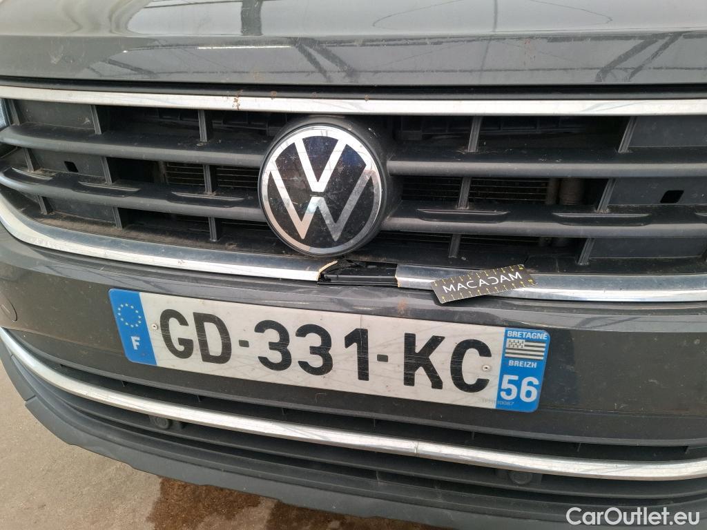  Volkswagen  Tiguan VOLKSWAGEN  / 2020 / 5P / SUV 2.0 TDI 150 DSG7 Business #15