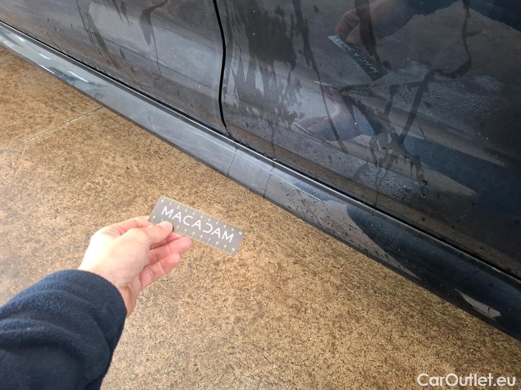  Toyota  Corolla TOYOTA  / 2018 / 5P / Berline Hybride 122h Dynamic Business Beyond Zer #23