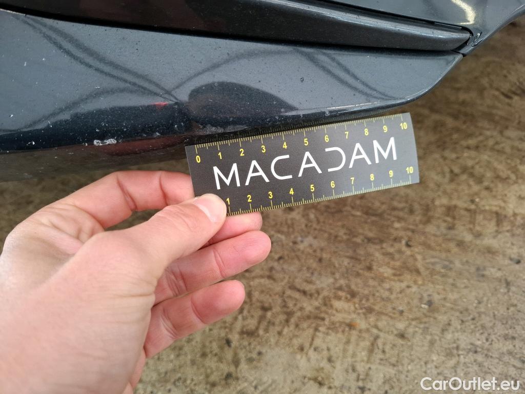  Toyota  Corolla TOYOTA  / 2018 / 5P / Berline Hybride 122h Dynamic Business Beyond Zer #8