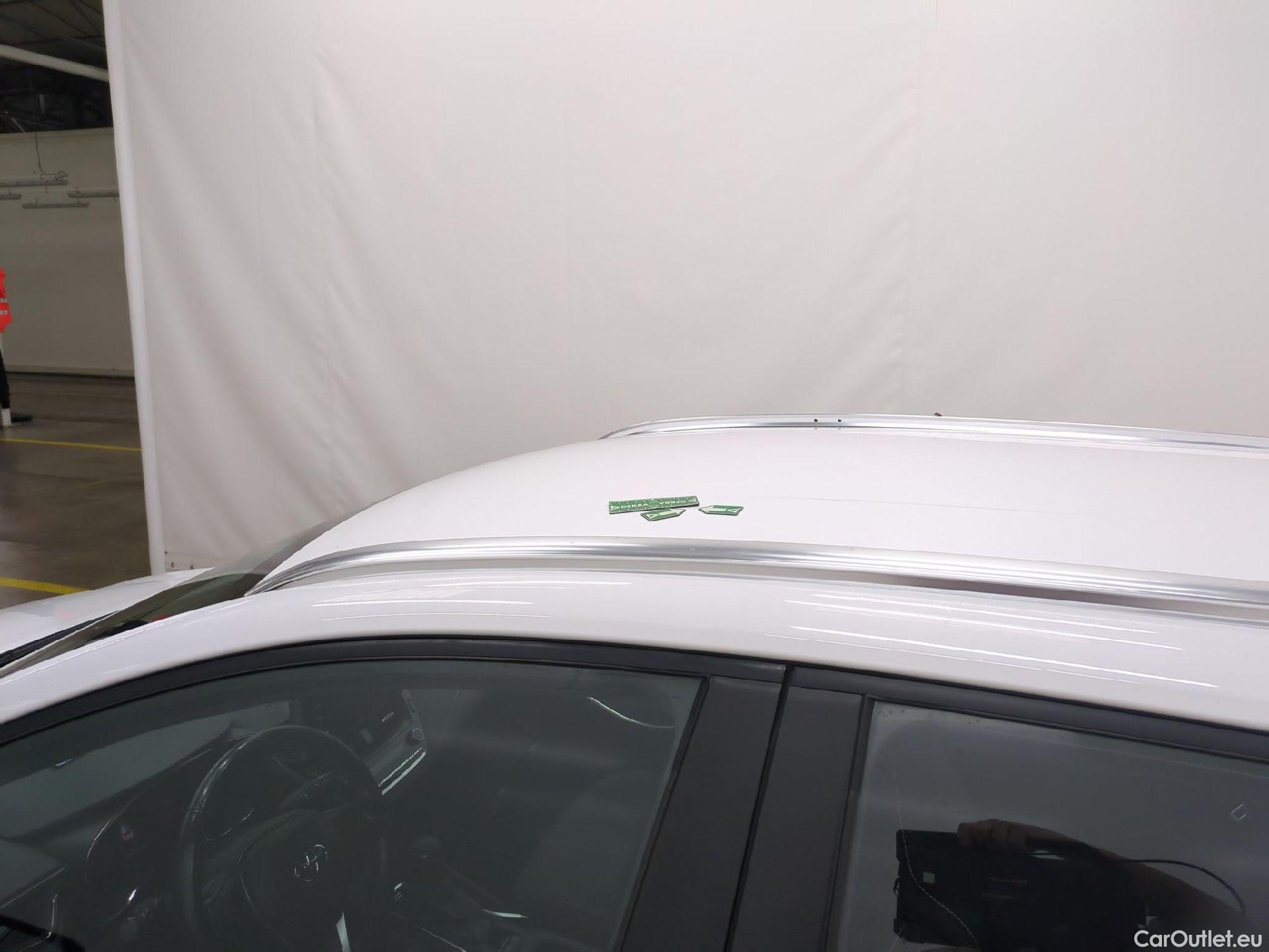  Toyota  Corolla TOYOTA  Touring Sports / 2018 / 5P / Break Hybride 122h Dynamic Business Stage Acad #27