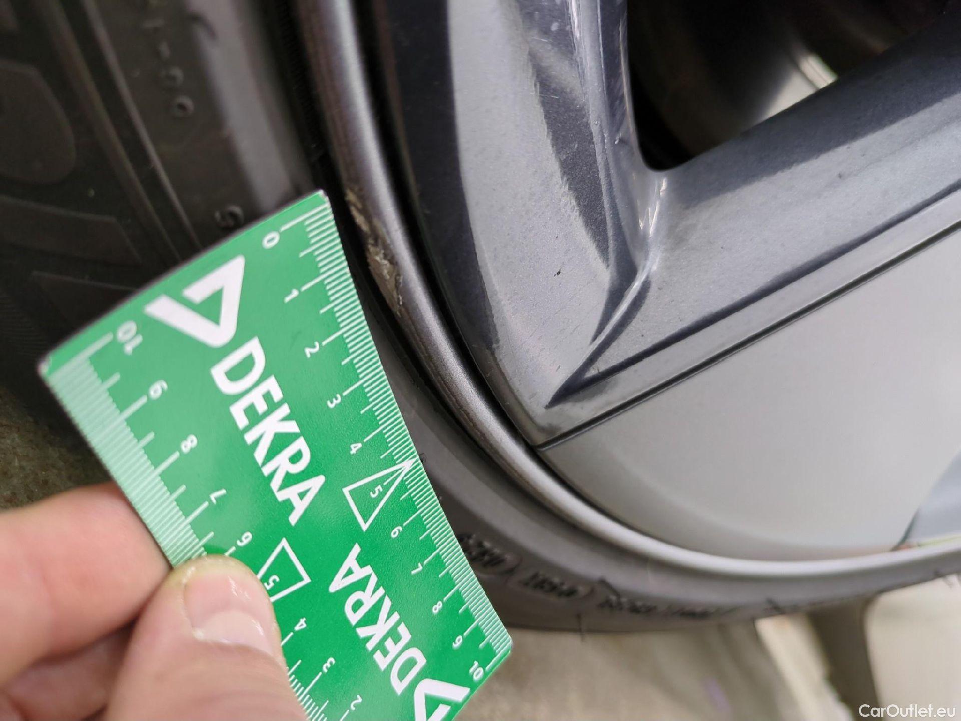  Tesla  Model 3 TESLA  / 2018 / 4P / Berline Grande Autonomie Dual Motor AWD #20