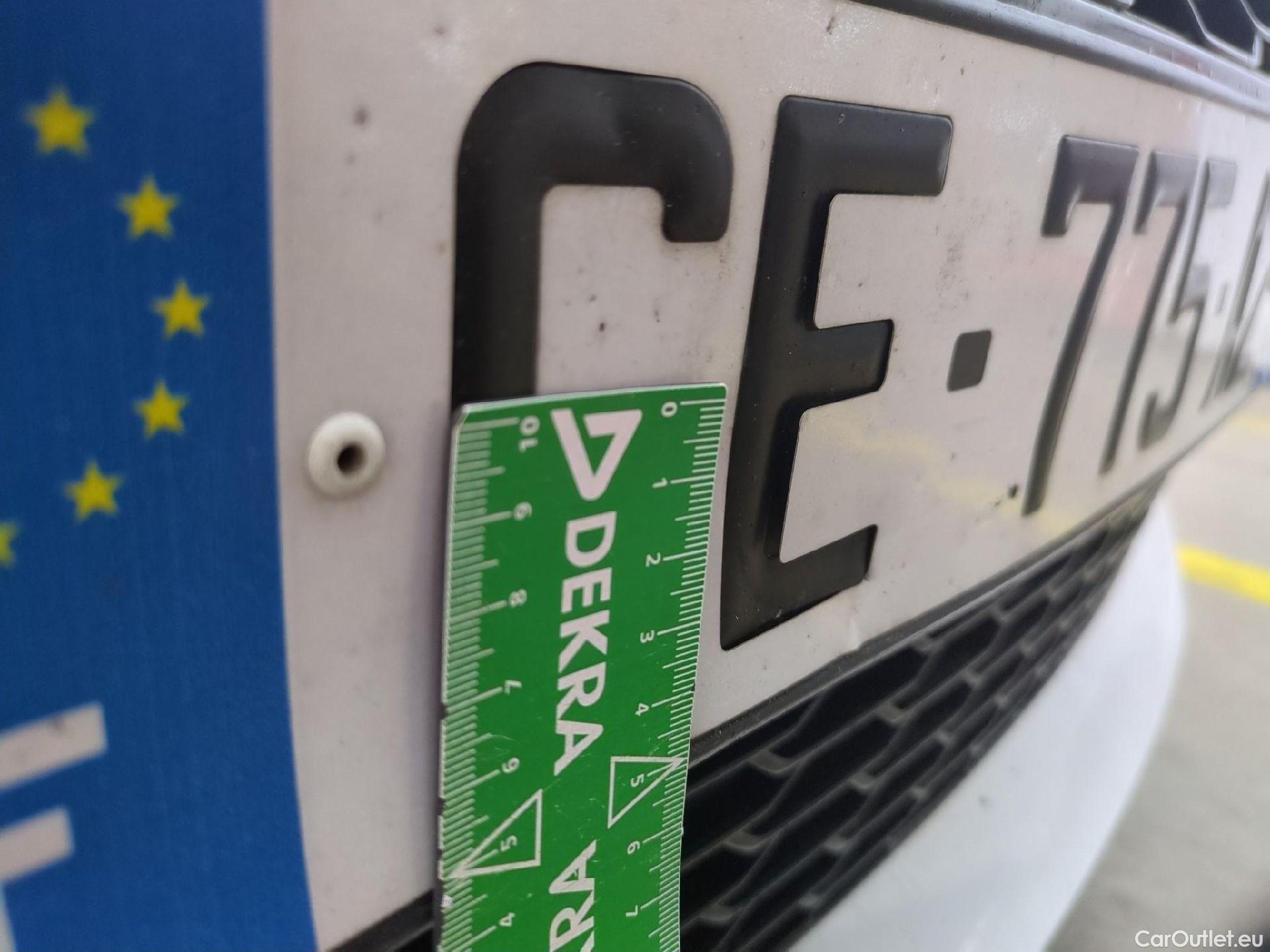  Toyota  Corolla TOYOTA  Touring Sports / 2018 / 5P / Break Hybride 122h Dynamic Business Stage Acad #22