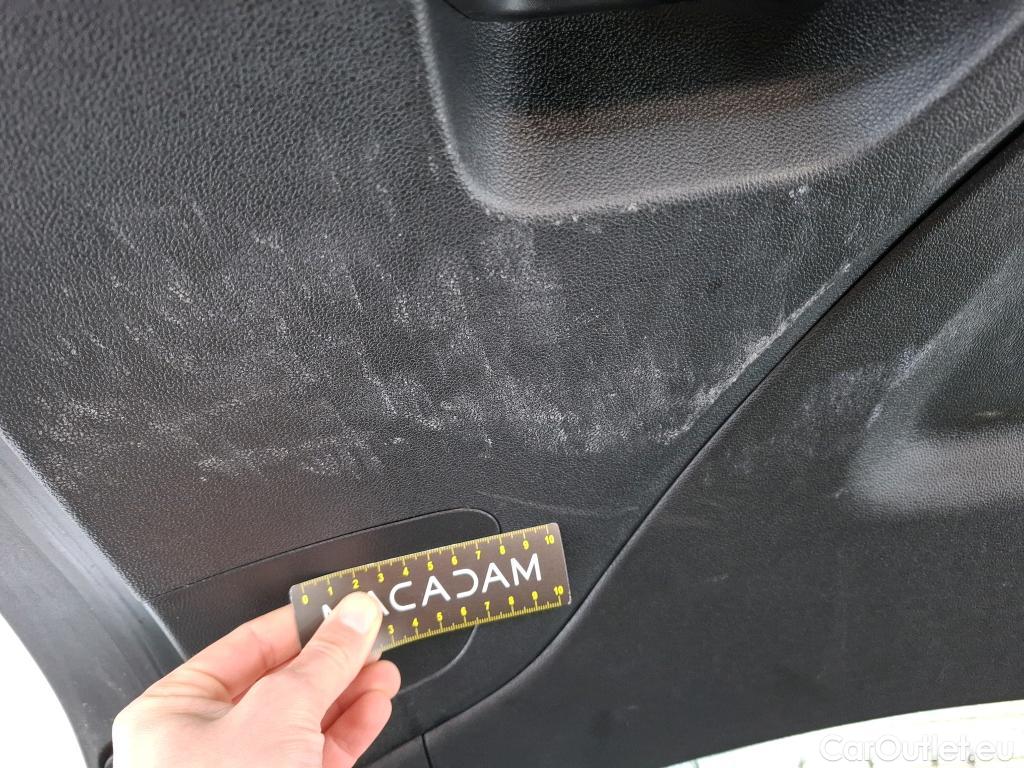  Renault  Megane RENAULT Mégane Estate / 2020 / 5P / Break Business TCe 115 FAP -21B #4