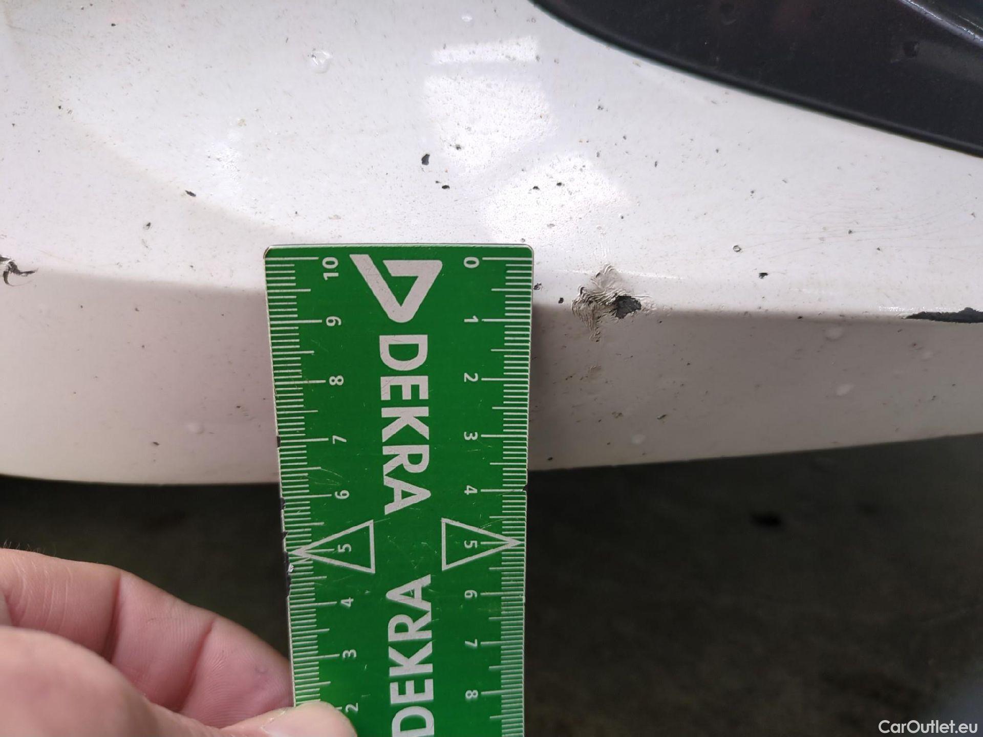  Toyota  Corolla TOYOTA  Touring Sports / 2018 / 5P / Break Hybride 122h Dynamic Business Stage Acad #18