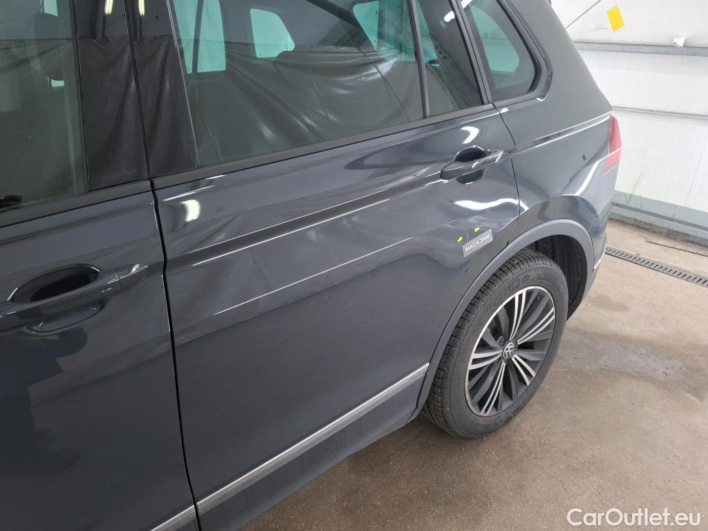  Volkswagen  Tiguan VOLKSWAGEN  2020 5P  SUV 2.0 TDI 150 DSG7 Life Business #23