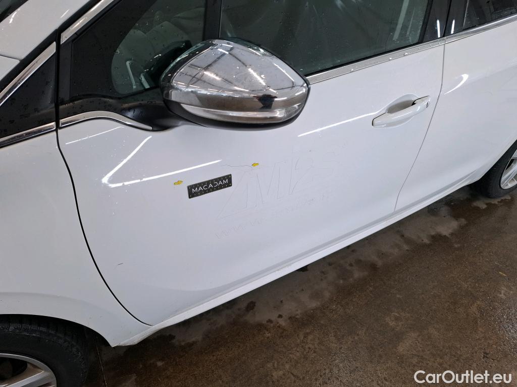  Peugeot  208  Allure Business 1.2 PureTech 110CV BVA6 E6dT / TRANSFO VP/VF #1