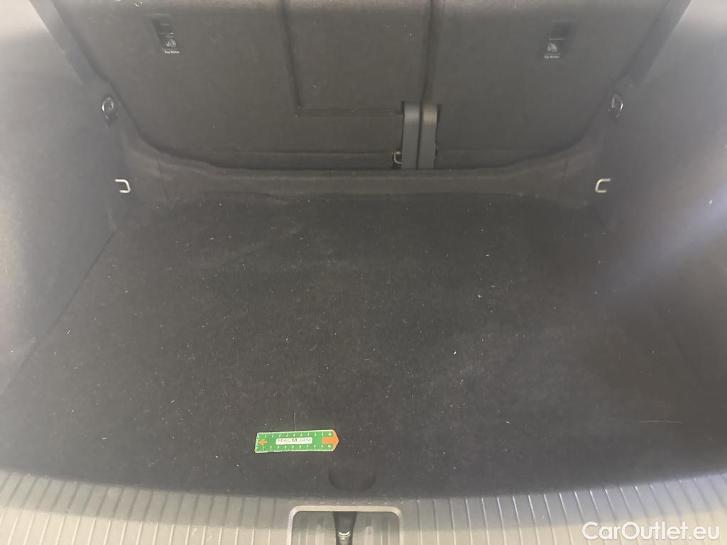  Volkswagen  Tiguan VOLKSWAGEN  / 2020 / 5P / SUV 2.0 TDI 200 DSG7 R-Line 4Motion #1