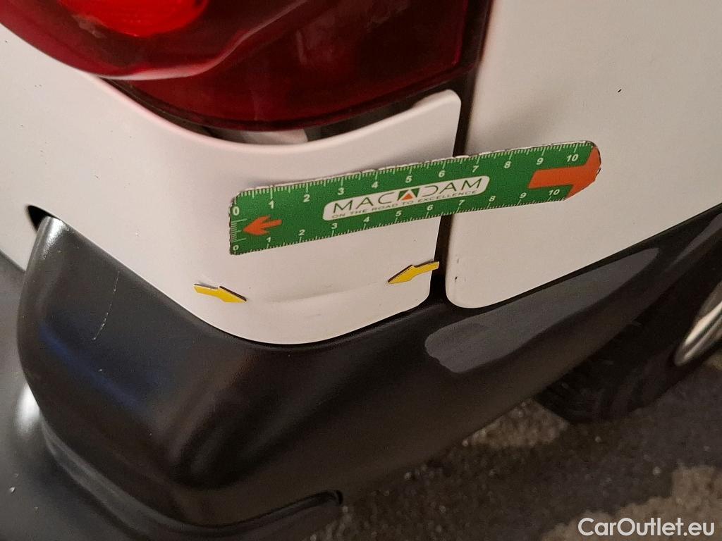  Citroen  Berlingo  Fourgon Business L1 (Court) 1.6 BlueHDi 75CV BVM5 E6 #18