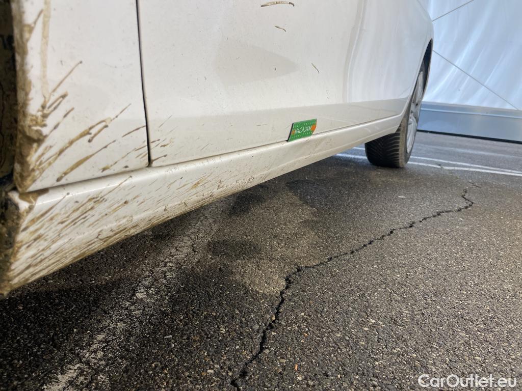  Peugeot  308  Premium Pack 1.5 HDI 100CV BVM6 E6dT #4