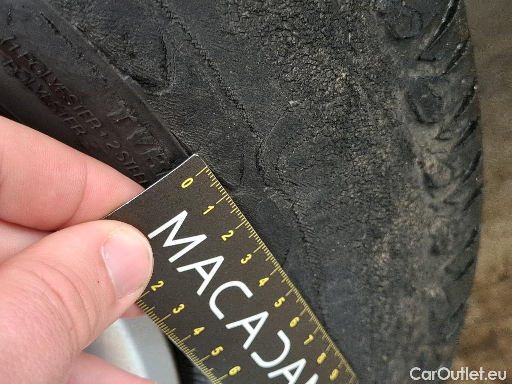  Ford  Transit  Fourgon 310 L3 Trend 2.0 TDCi 105CV BVM6 E6 #11