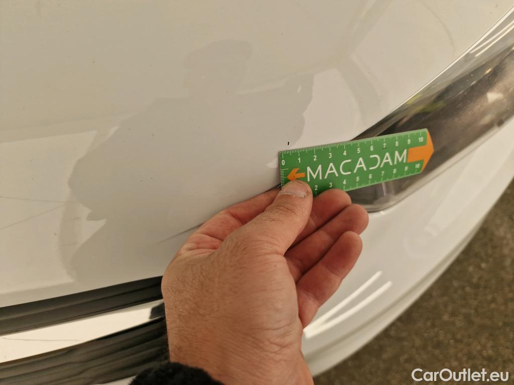  Opel  Combo OPEL  / 2018 / 4P / Fourgonnette Taille M 950kg BlueHDi 100 S&S BVM6 #16