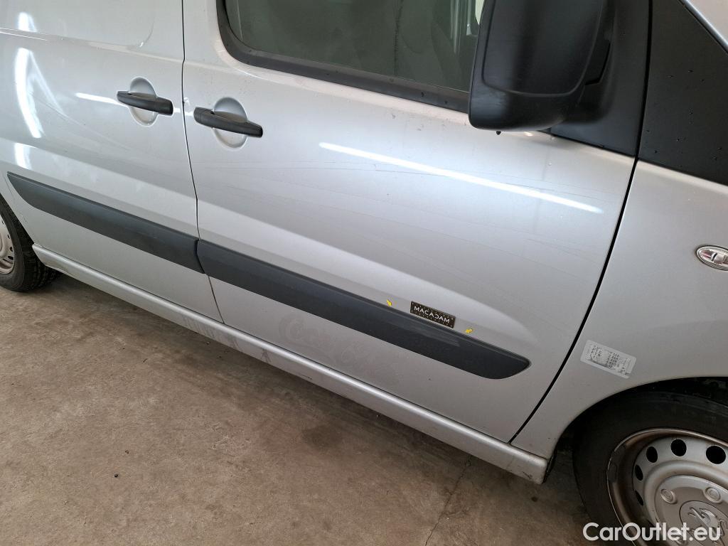  Peugeot  Expert  Fourgon  Fourgon L1H1 Pack CD Clim Plus 2.0 130CV BVM6 #56