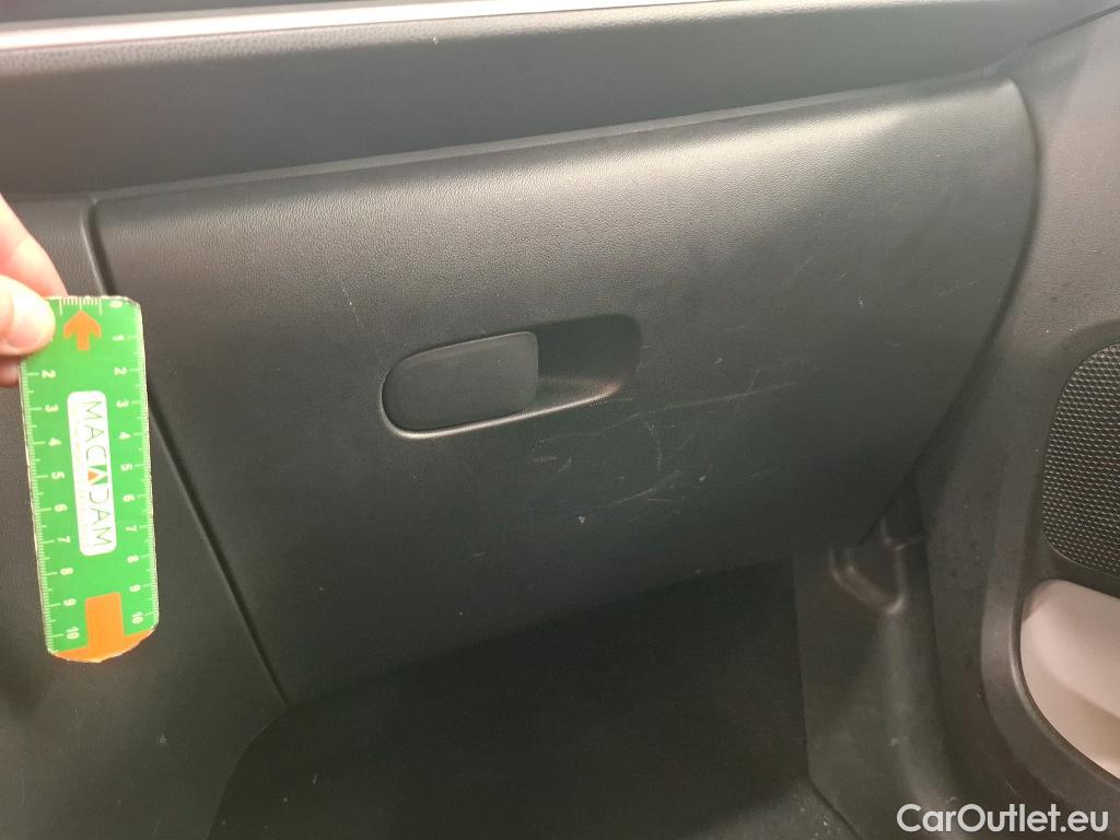  Citroen  C3  Société Feel 1.5 BlueHDI 100CV BVM6 E6dT #5