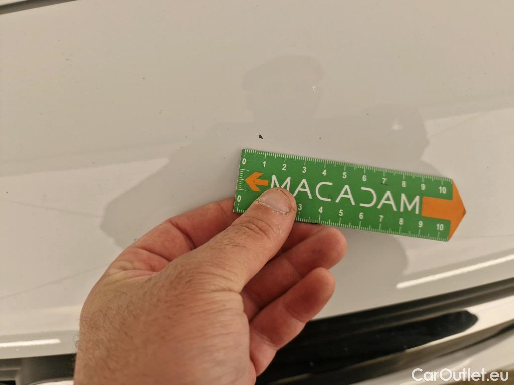  Opel  Combo OPEL  / 2018 / 4P / Fourgonnette Taille M 950kg BlueHDi 100 S&S BVM6 #15