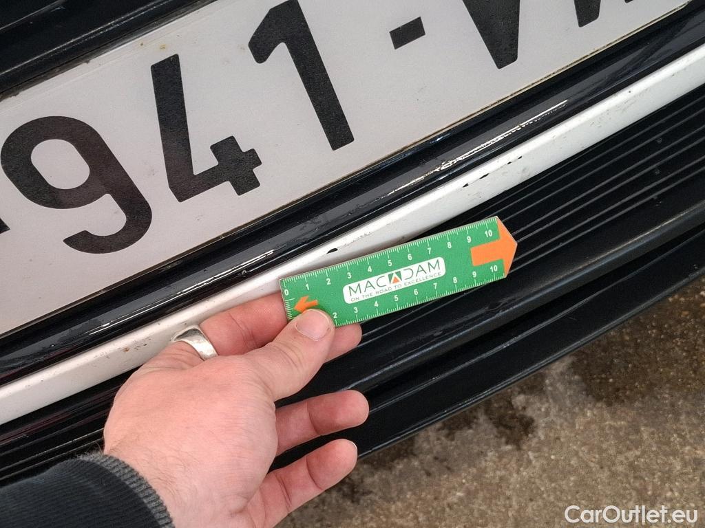  Citroen  C4 Cactus  Live Société 1.5 BlueHDi 100CV BVM6 E6dT #10