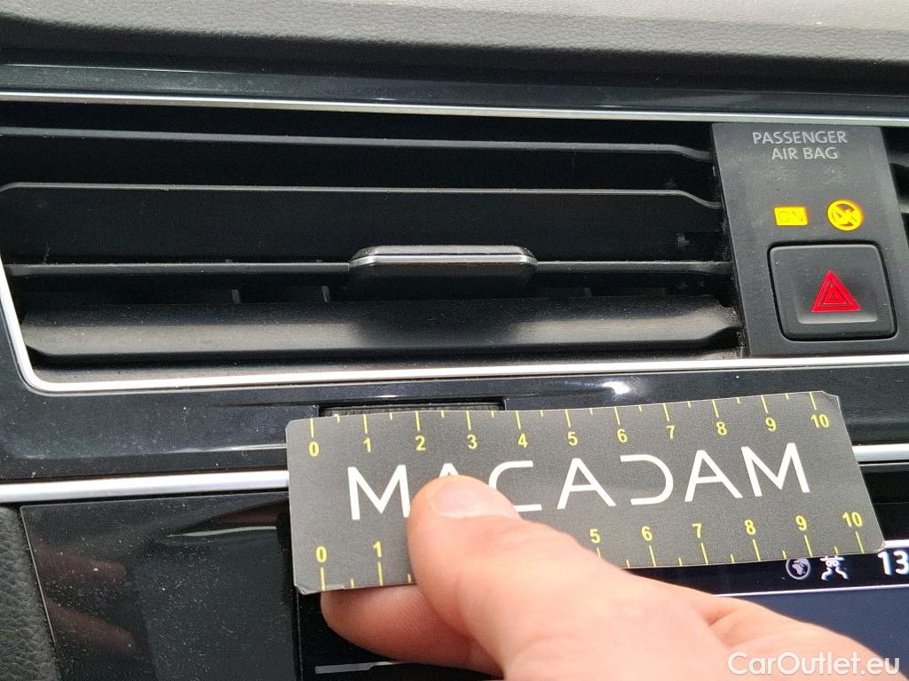  Volkswagen  Tiguan VOLKSWAGEN  / 2020 / 5P / SUV 2.0 TDI 150 DSG7 Business #27