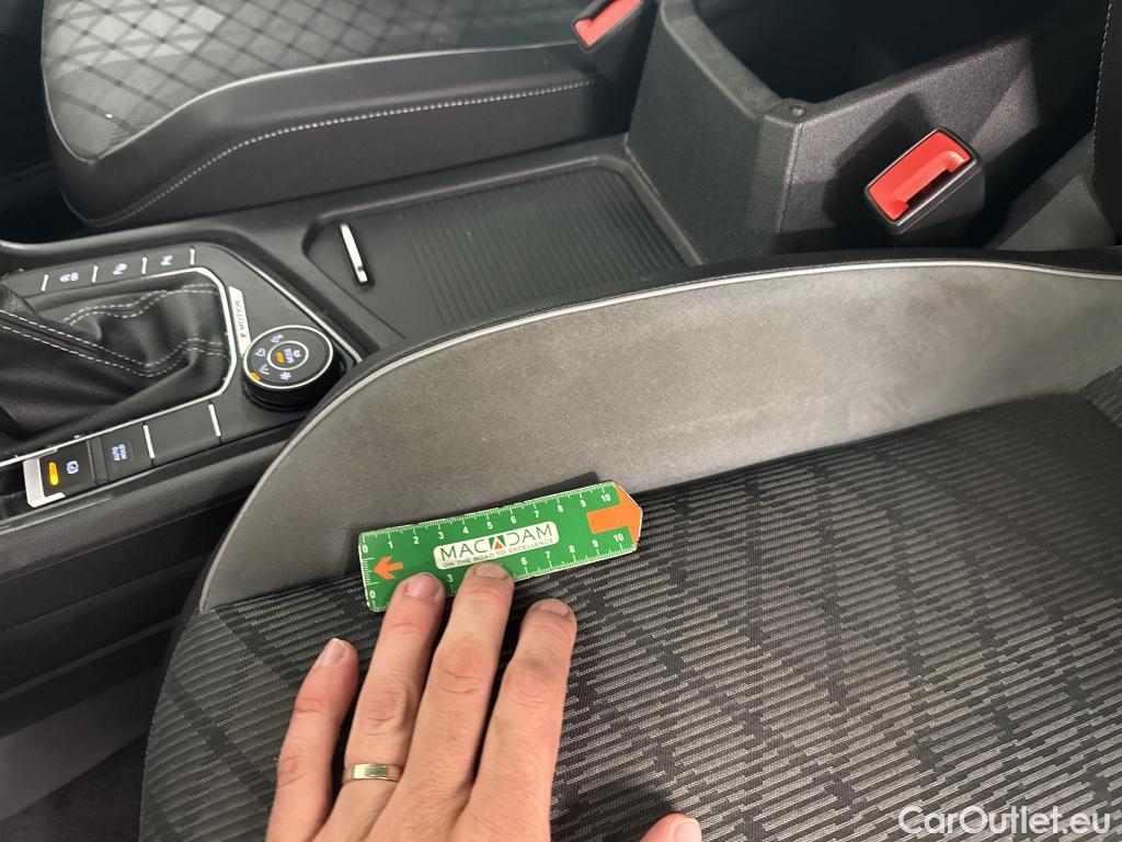  Volkswagen  Tiguan VOLKSWAGEN  / 2020 / 5P / SUV 2.0 TDI 200 DSG7 R-Line 4Motion #7