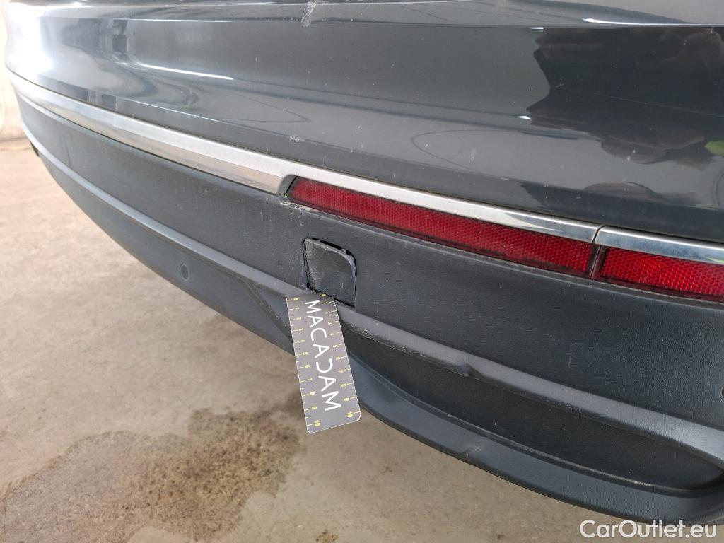  Volkswagen  Tiguan VOLKSWAGEN  / 2020 / 5P / SUV 2.0 TDI 150 DSG7 Business #45