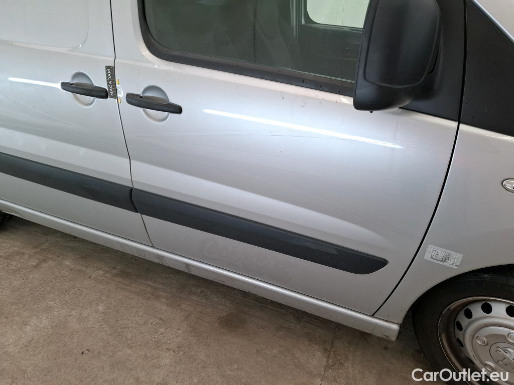  Peugeot  Expert  Fourgon  Fourgon L1H1 Pack CD Clim Plus 2.0 130CV BVM6 #25