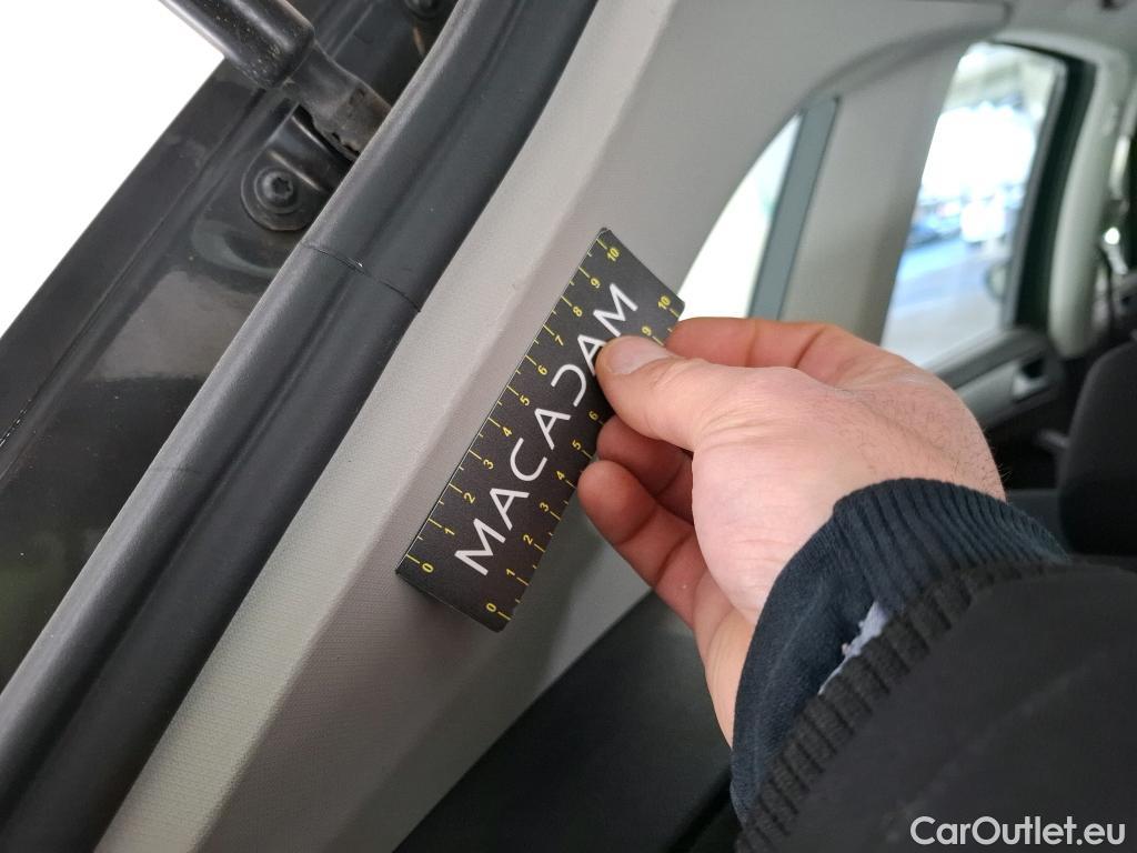  Volkswagen  Tiguan VOLKSWAGEN  / 2020 / 5P / SUV 2.0 TDI 150 DSG7 Business #29