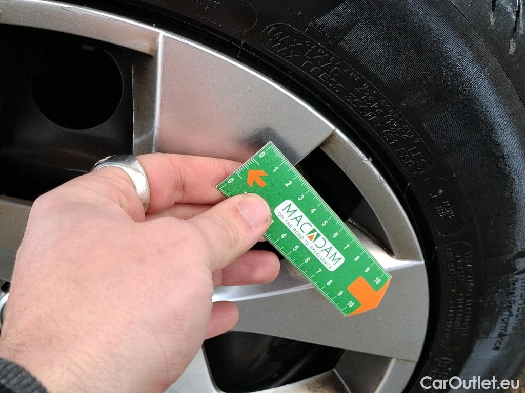  Citroen  C4 Cactus  Live Société 1.5 BlueHDi 100CV BVM6 E6dT #18