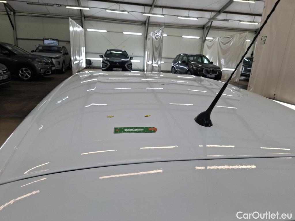  Citroen  C4 Cactus  Live Société 1.5 BlueHDi 100CV BVM6 E6dT #1