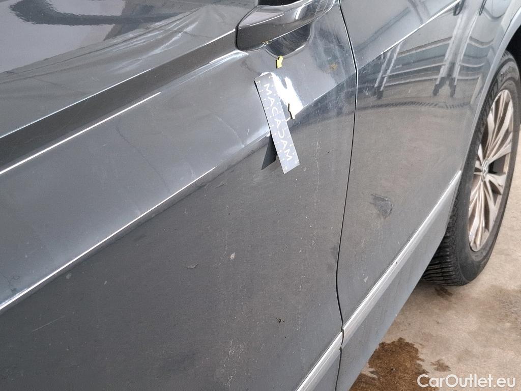  Volkswagen  Tiguan VOLKSWAGEN  / 2020 / 5P / SUV 2.0 TDI 150 DSG7 Business #36