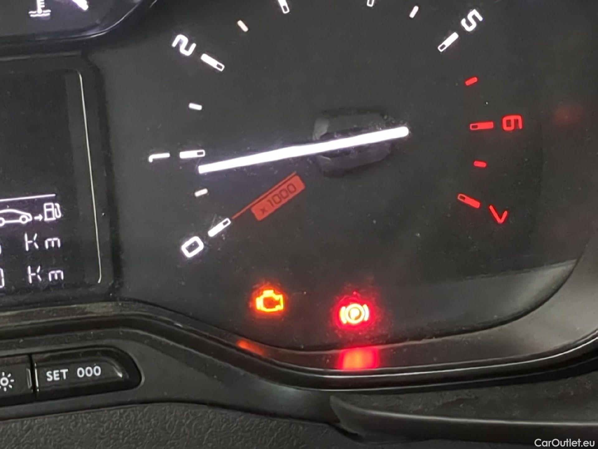  Citroen  Berlingo  Fourgon Club XL 950 1.5 BlueHDi 100CV BVM5 E6dT #1