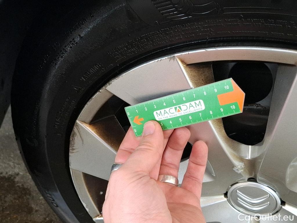  Citroen  C4 Cactus  Live Société 1.5 BlueHDi 100CV BVM6 E6dT #19