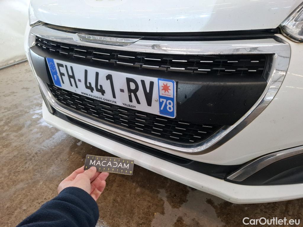  Peugeot  208  Allure Business 1.2 PureTech 110CV BVA6 E6dT / TRANSFO VP/VF #63