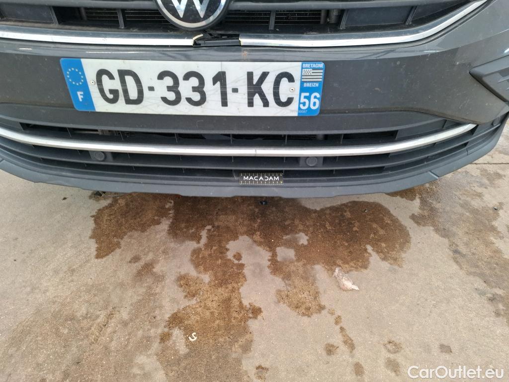  Volkswagen  Tiguan VOLKSWAGEN  / 2020 / 5P / SUV 2.0 TDI 150 DSG7 Business #17