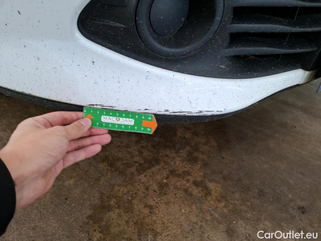  Renault  Clio  IV Air 1.5 dCi 75CV BVM5 E5 #32