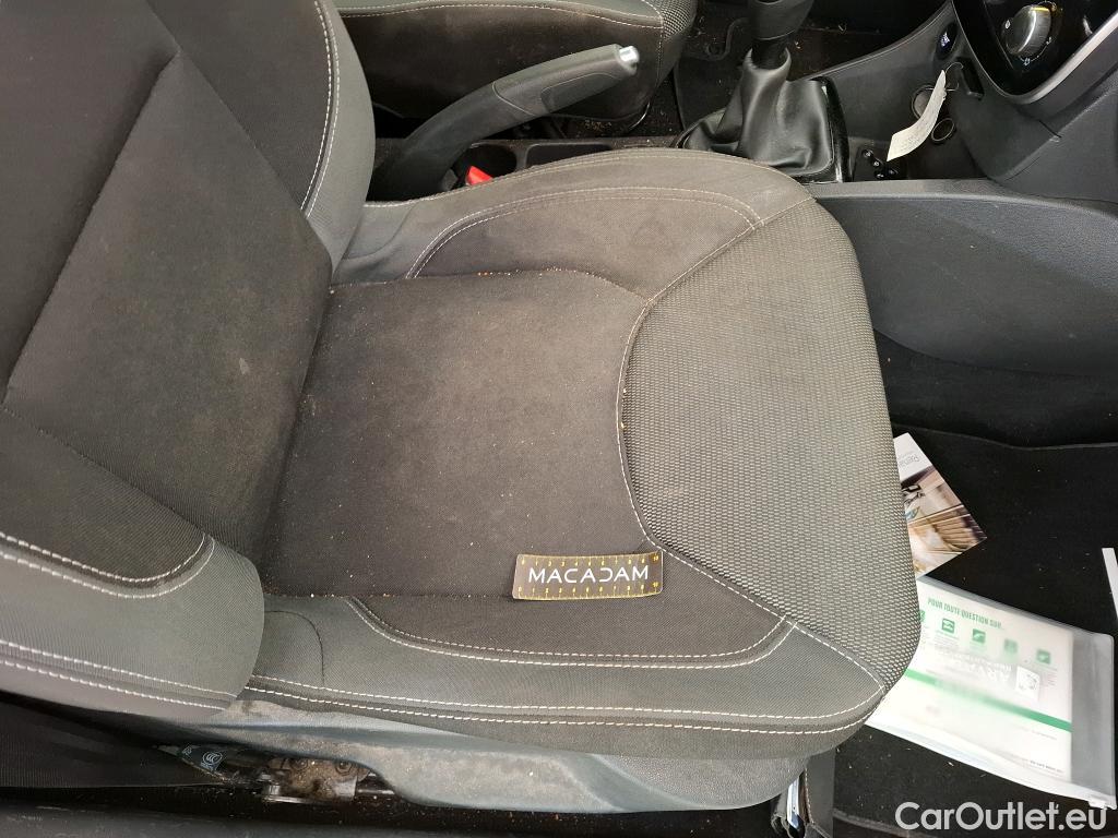  Renault  Clio  IV Air MediaNav 1.5 dCi 75CV BVM5 E6 #85