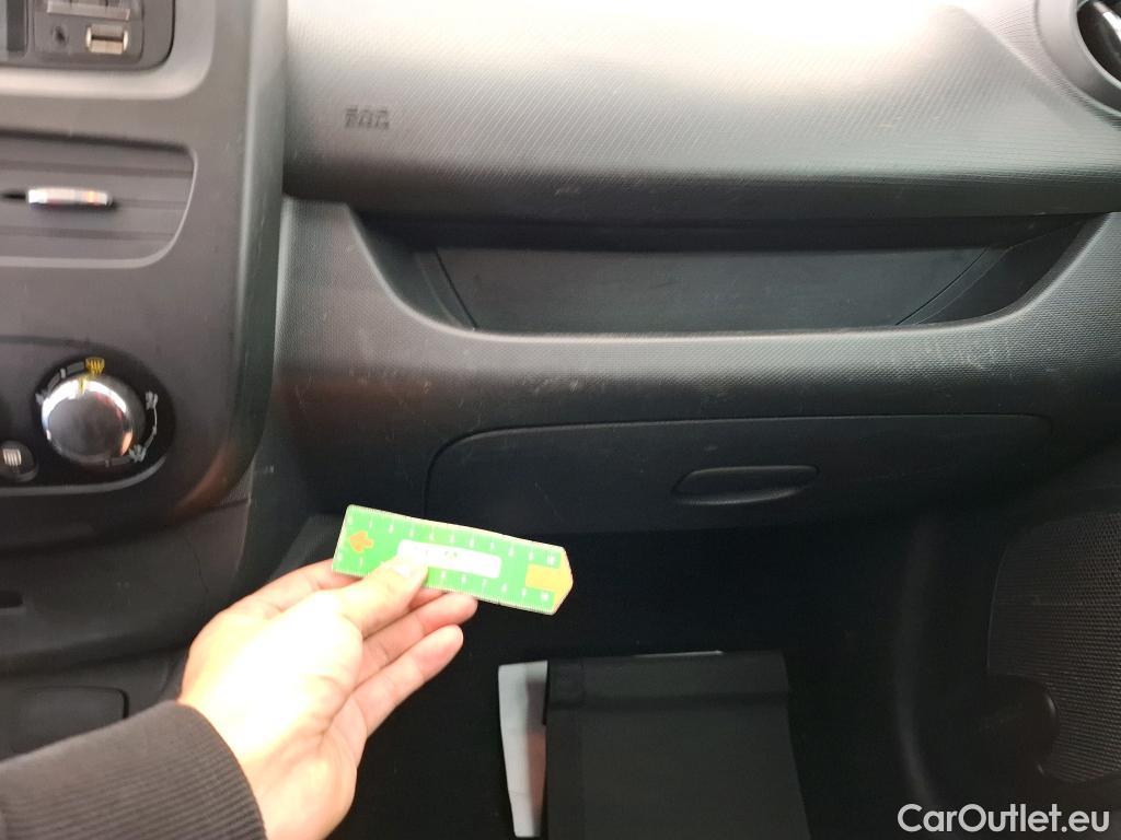  Renault  Clio  IV Air 1.5 dCi 75CV BVM5 E5 #51