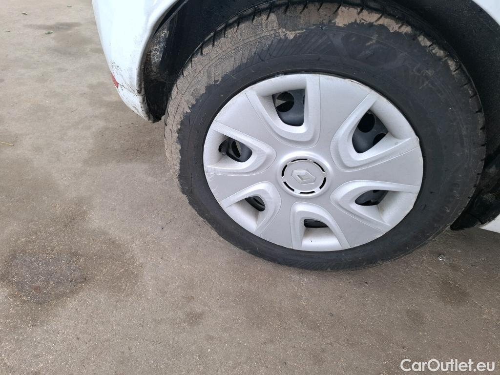  Renault  Clio RENAULT  Société VU 5p Berline Air dCi 75 #33