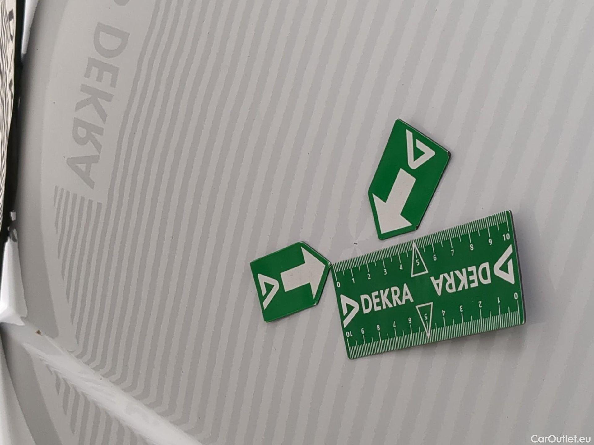  Renault  Kangoo RENAULT  / 2021 / 4P / Fourgonnette GD CONFORT - TCE 100 #18