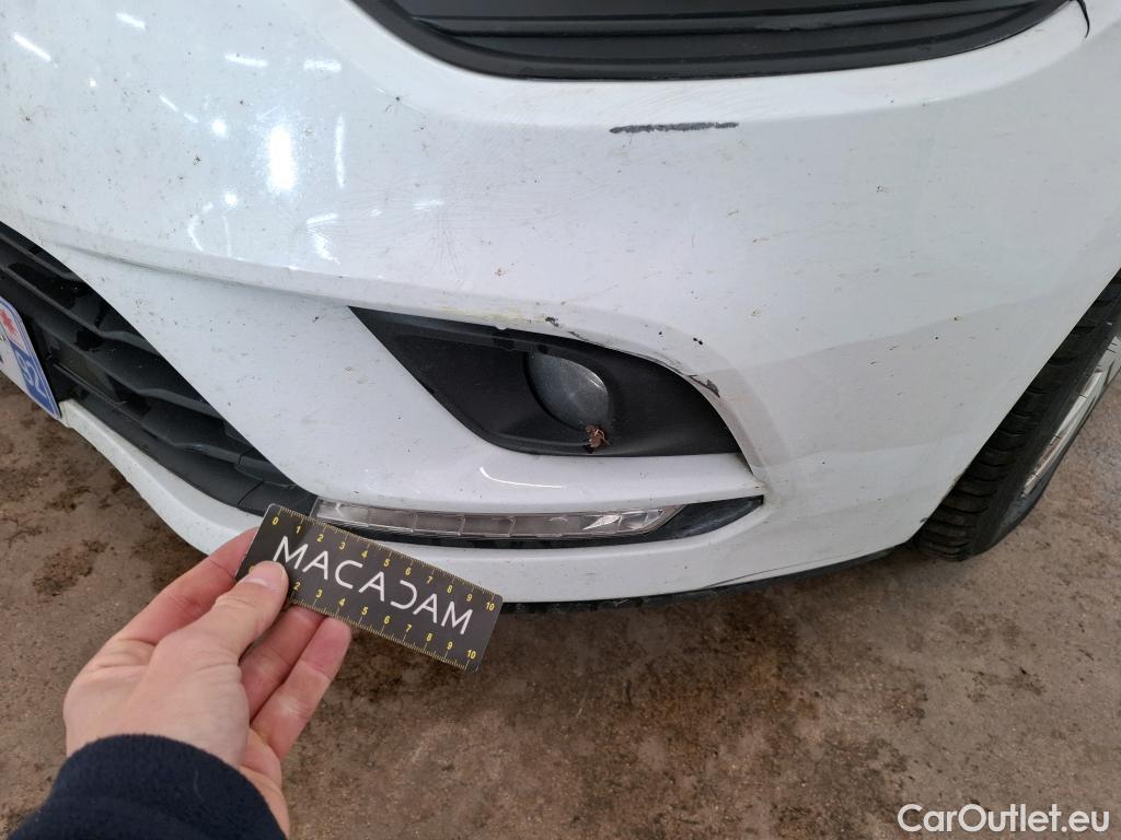  Renault  Clio  IV Air MediaNav 1.5 dCi 75CV BVM5 E6 #70