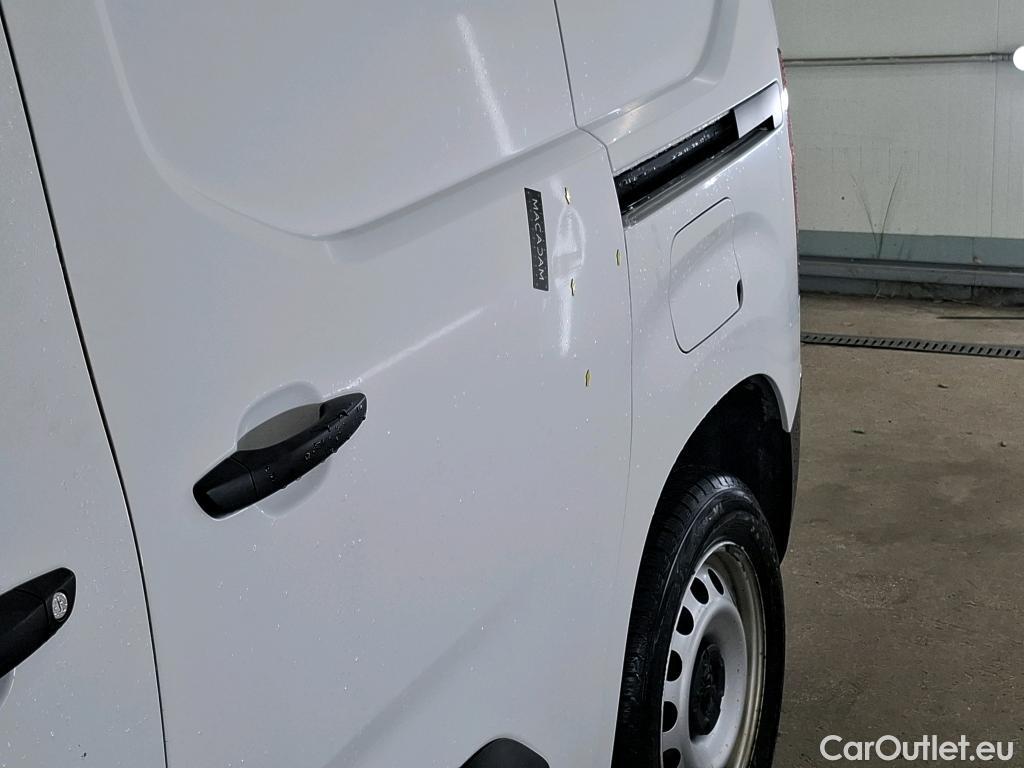  Peugeot  Partner PEUGEOT  VU 4p Fourgonnette BHDI 100 S&S STANDARD 1000KG PREMIUM #16