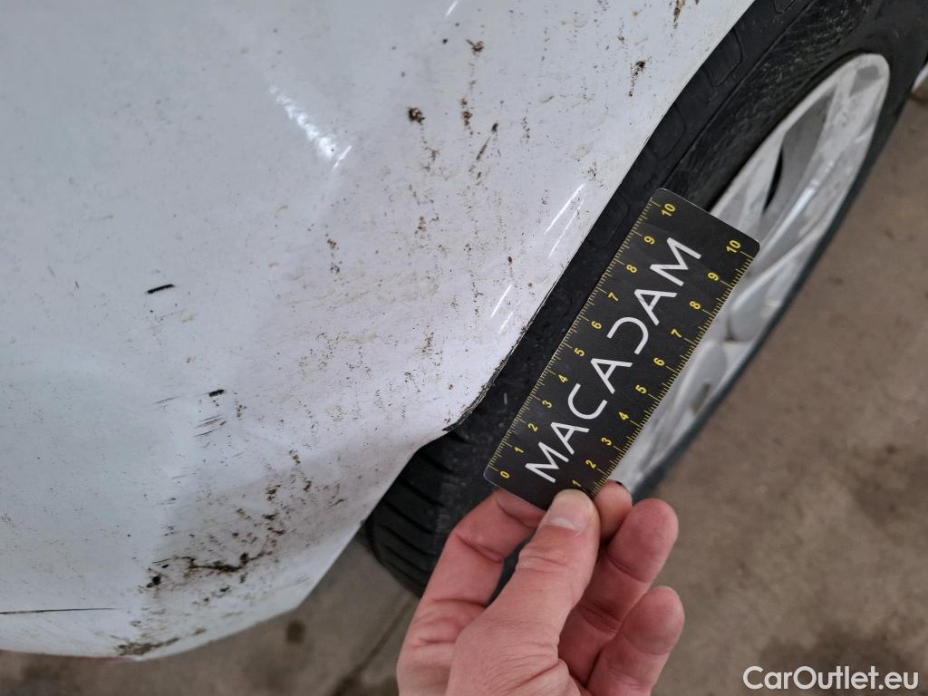  Renault  Clio  IV Air MediaNav 1.5 dCi 75CV BVM5 E6 #45